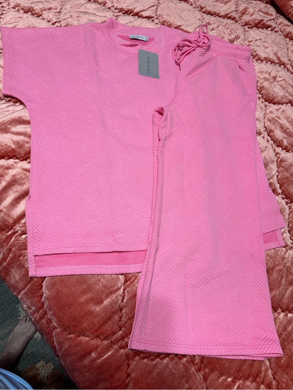 Women’s Pink Textured Short-Sleeve Lounge Set - See and Be Seen